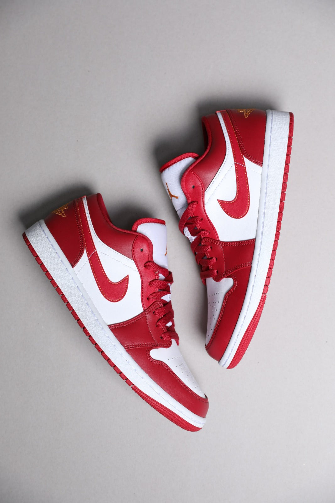 Jordan 1 low cardinal red