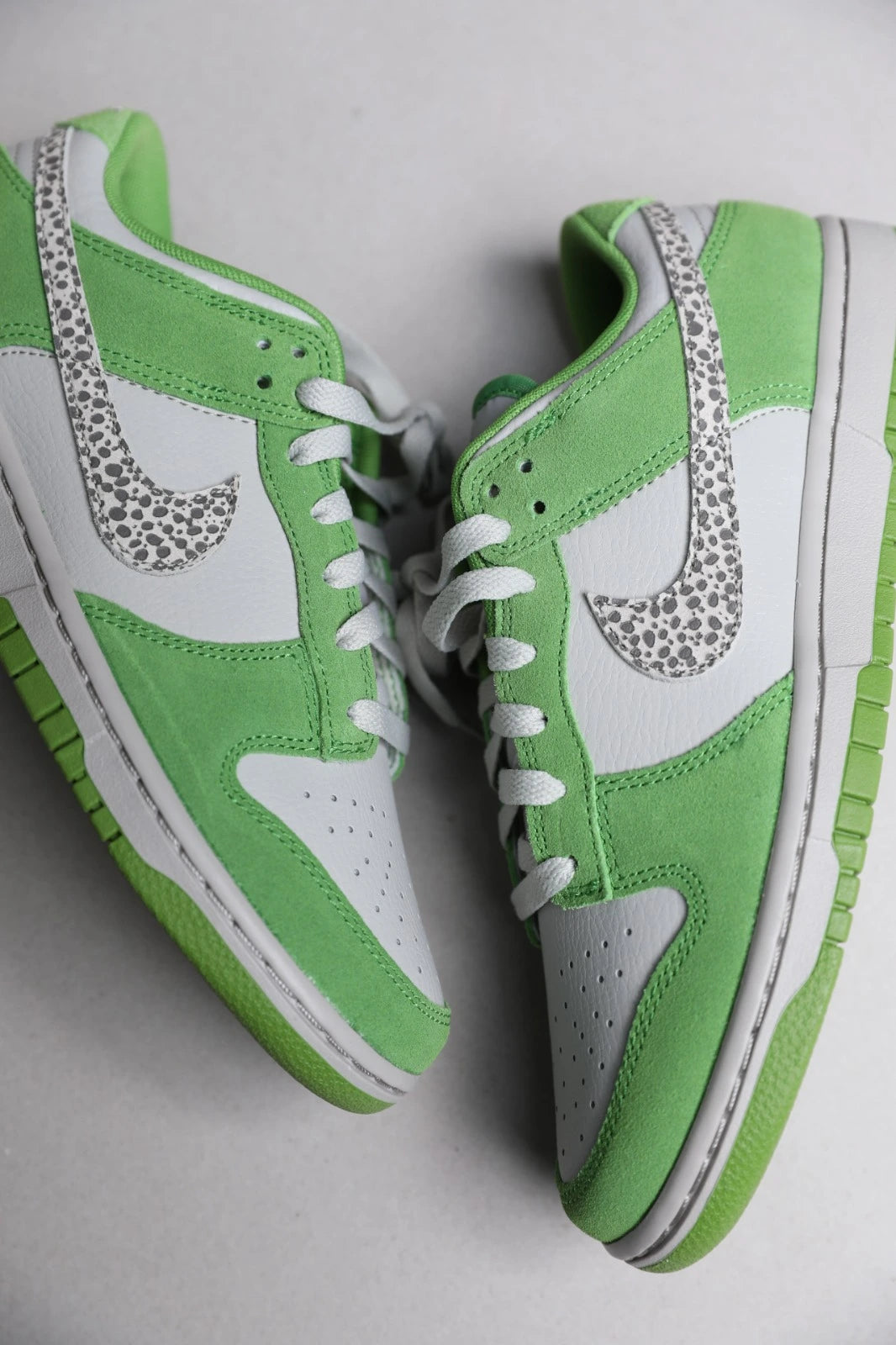 Nike dunk low safari chlorophyll