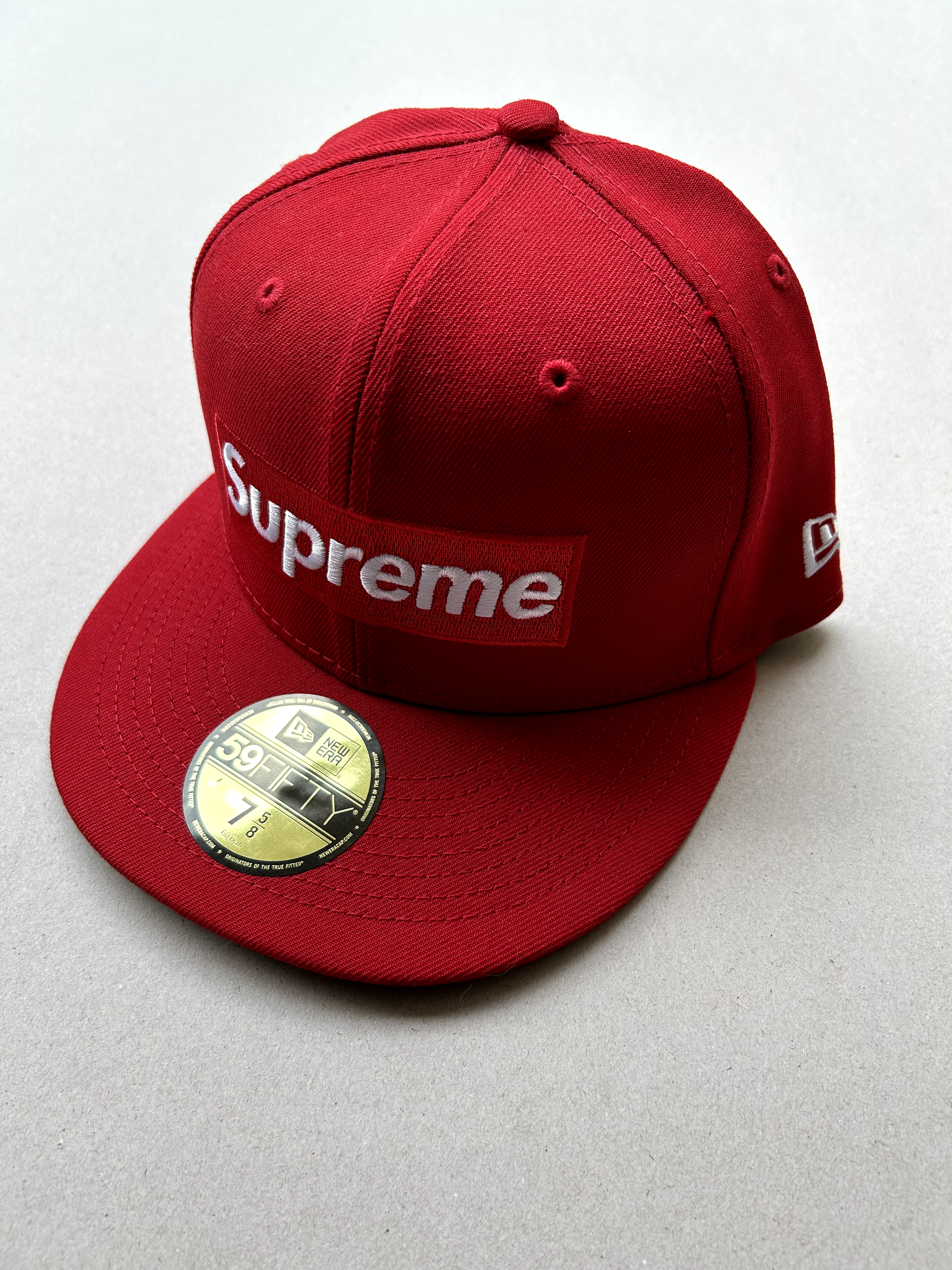 Supreme talla 7 cinco octavos